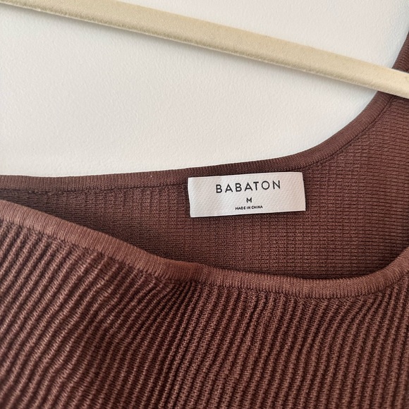 Aritzia Babaton Cropped One Shoulder Top - Picture 2 of 3